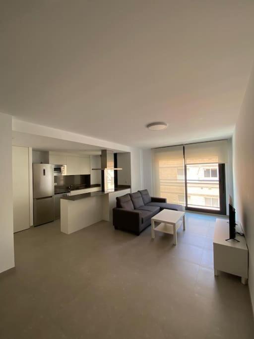 Apartamentos Corteingles Castellon By Tucasanlaplaya Castellon de la Plana Bagian luar foto