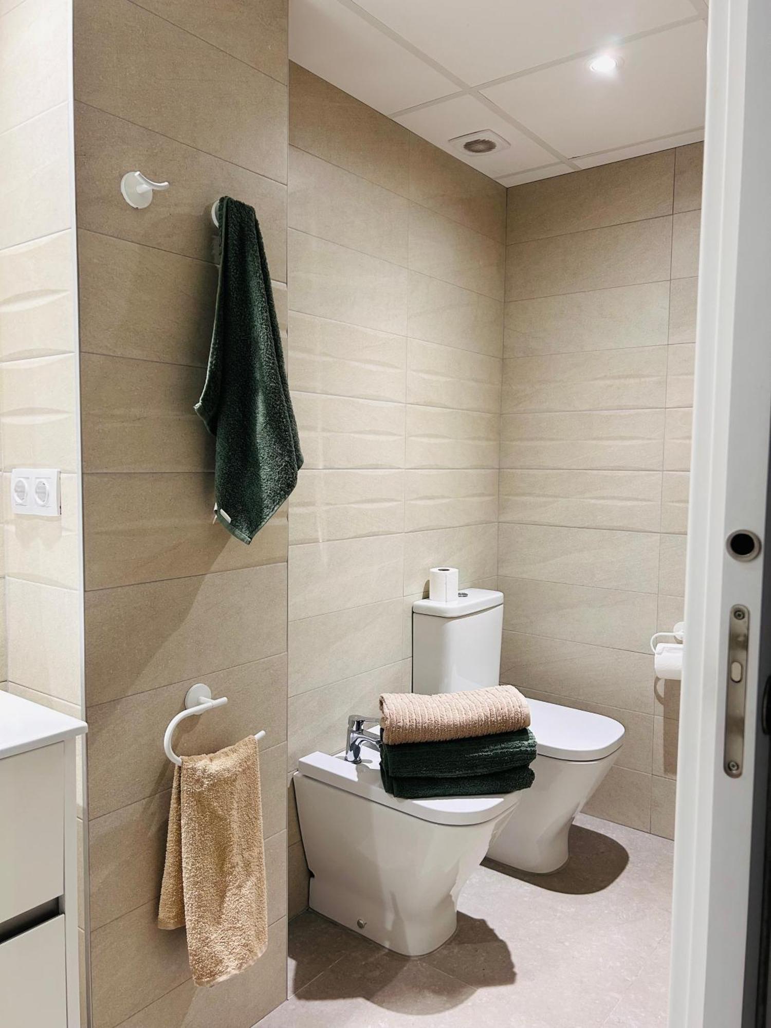 Apartamentos Corteingles Castellon By Tucasanlaplaya Castellon de la Plana Bagian luar foto