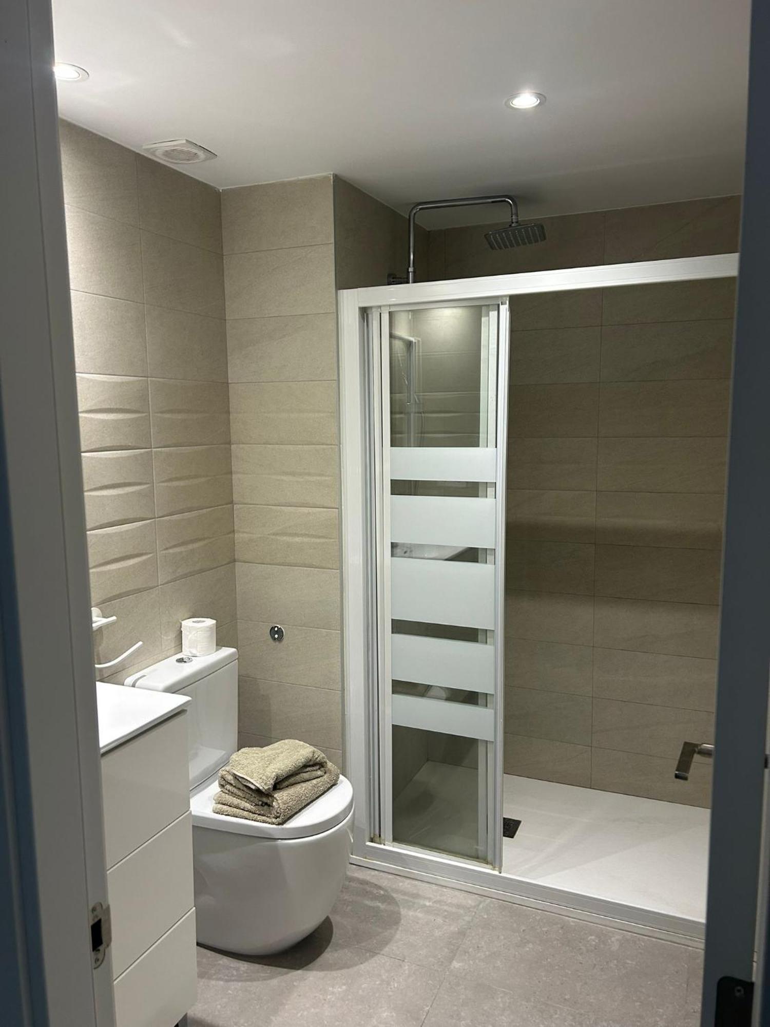 Apartamentos Corteingles Castellon By Tucasanlaplaya Castellon de la Plana Bagian luar foto